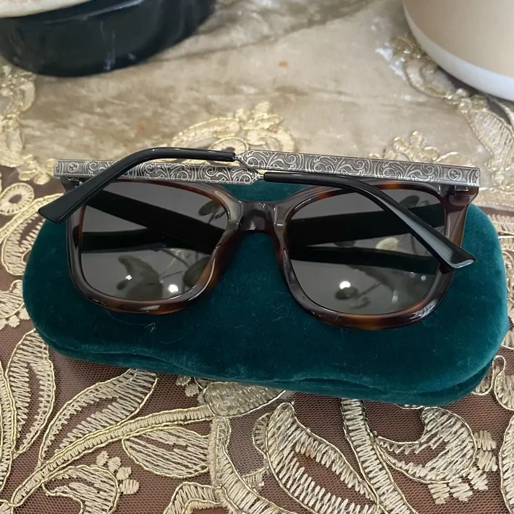 Gucci sunglasses